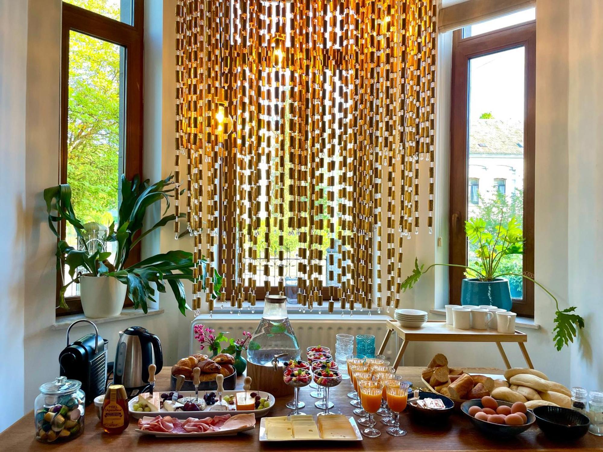 Homestay Villa O Virton Esterno foto