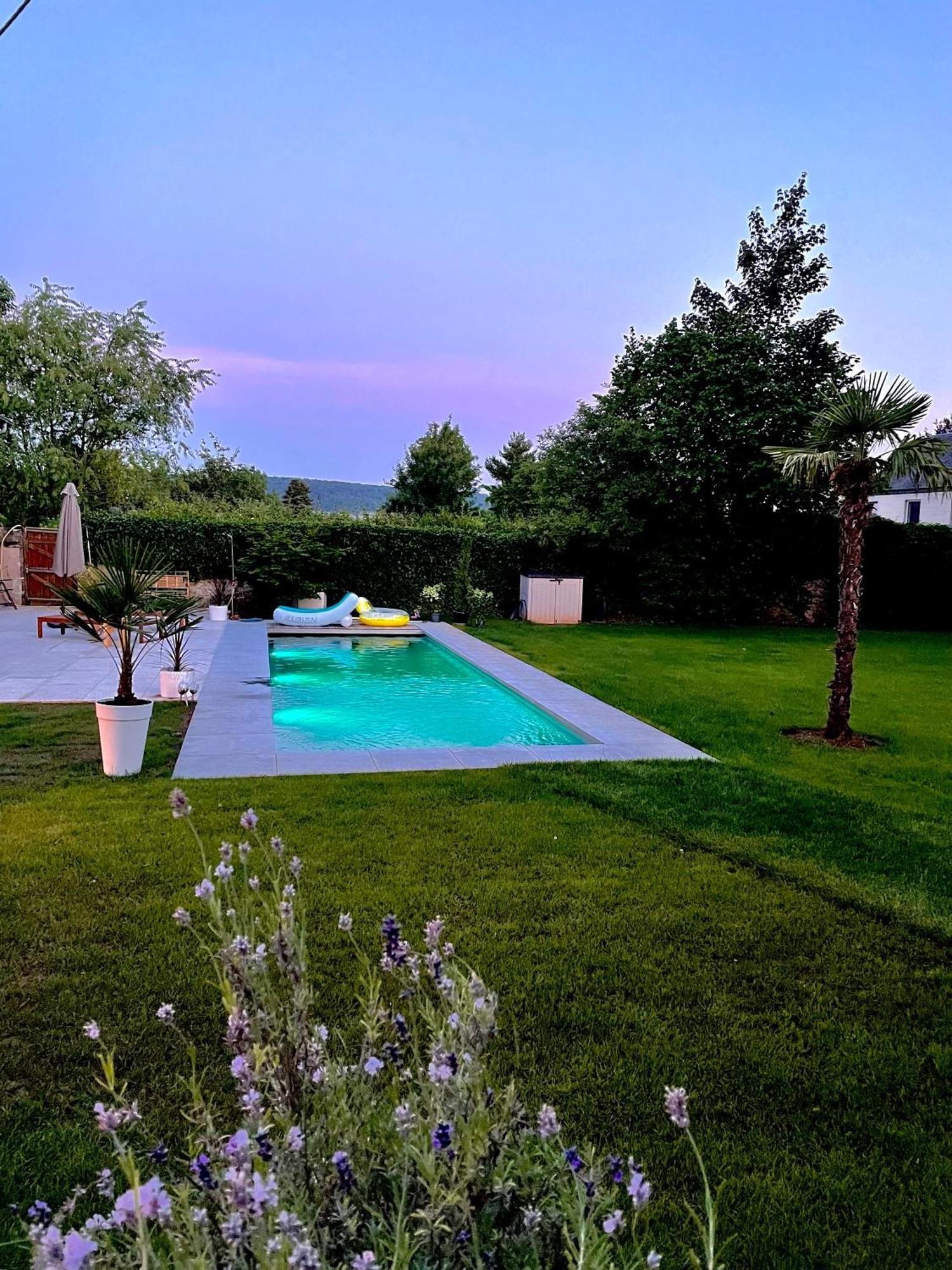 Homestay Villa O Virton Esterno foto