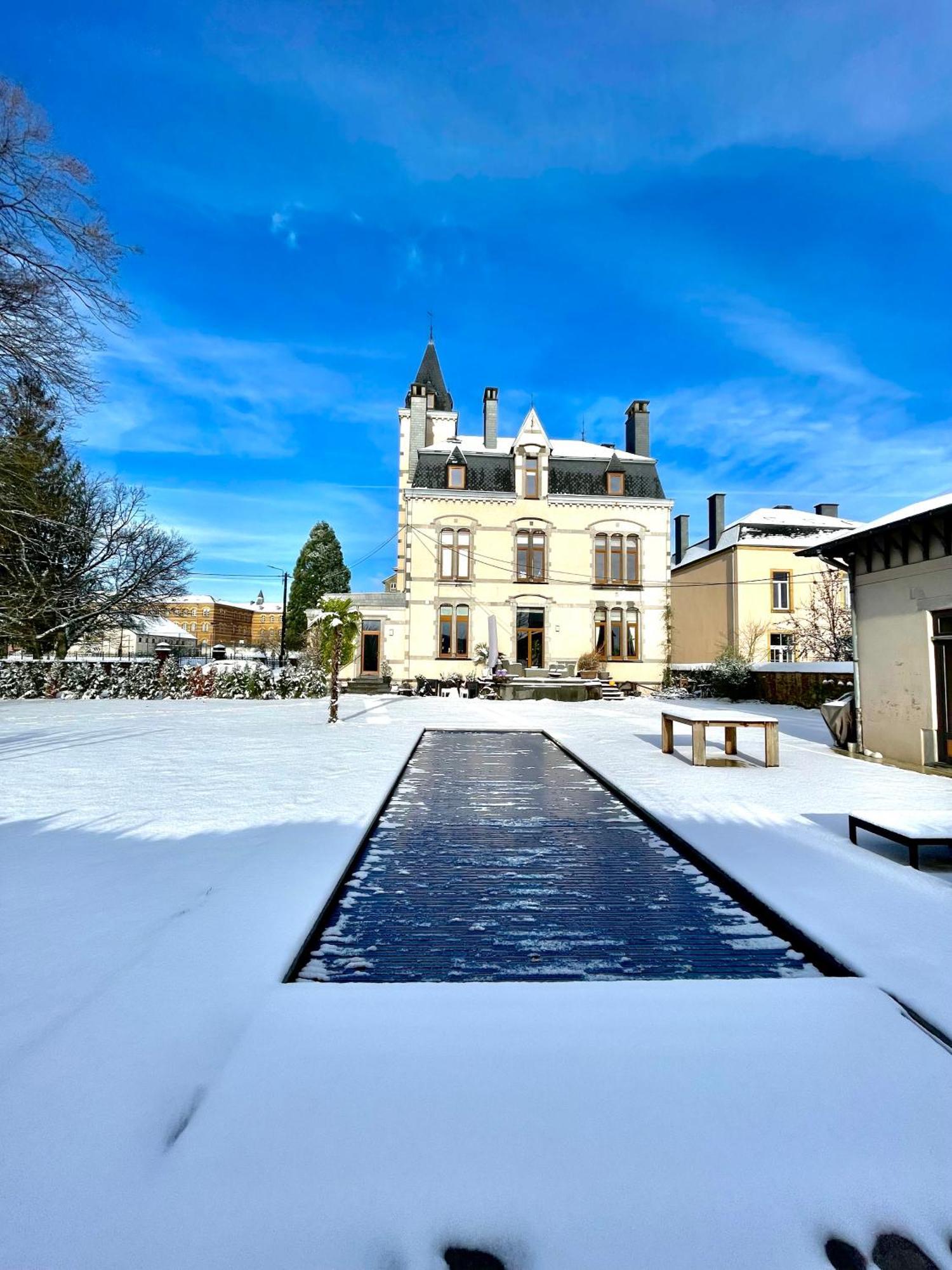 Homestay Villa O Virton Esterno foto