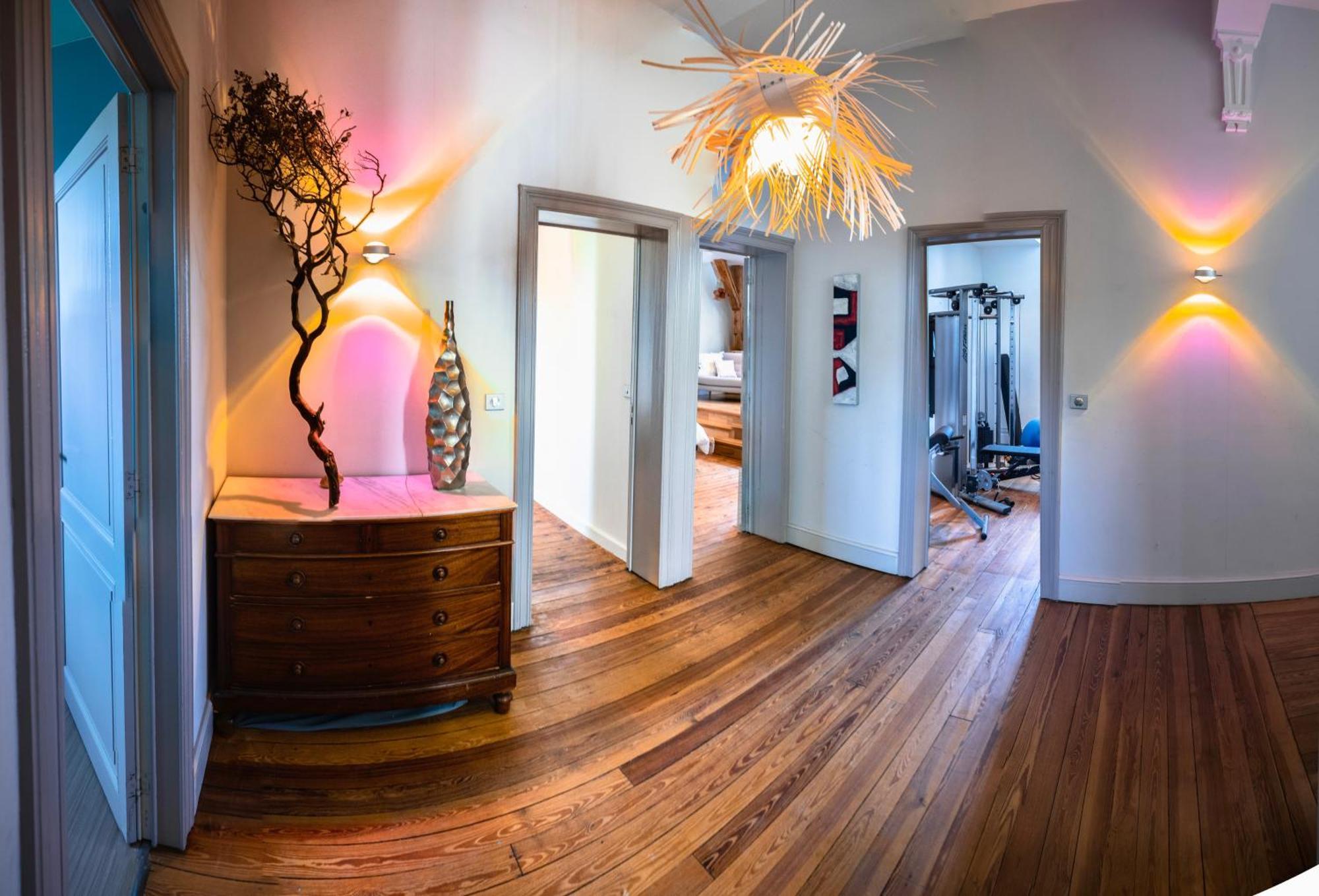 Homestay Villa O Virton Esterno foto