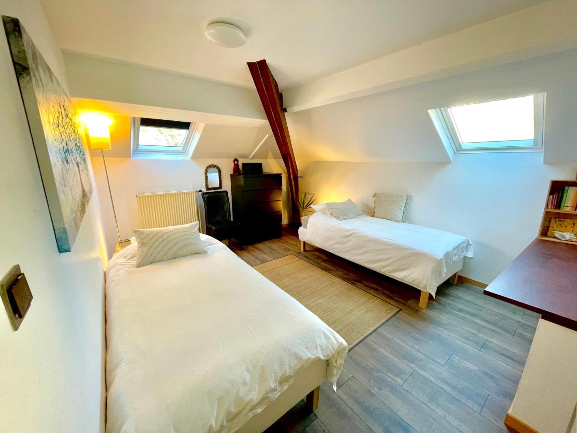 Homestay Villa O Virton Esterno foto