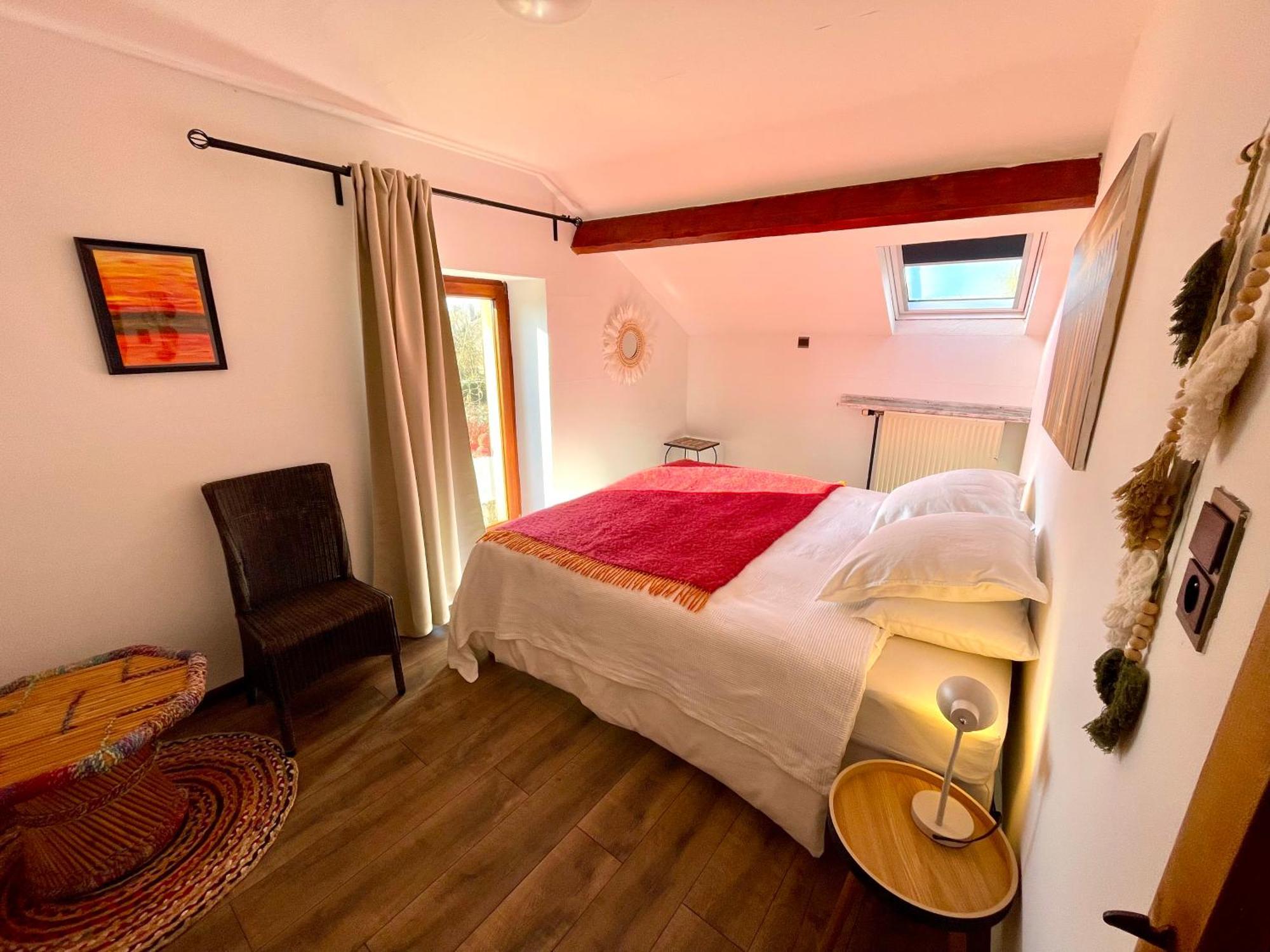 Homestay Villa O Virton Esterno foto